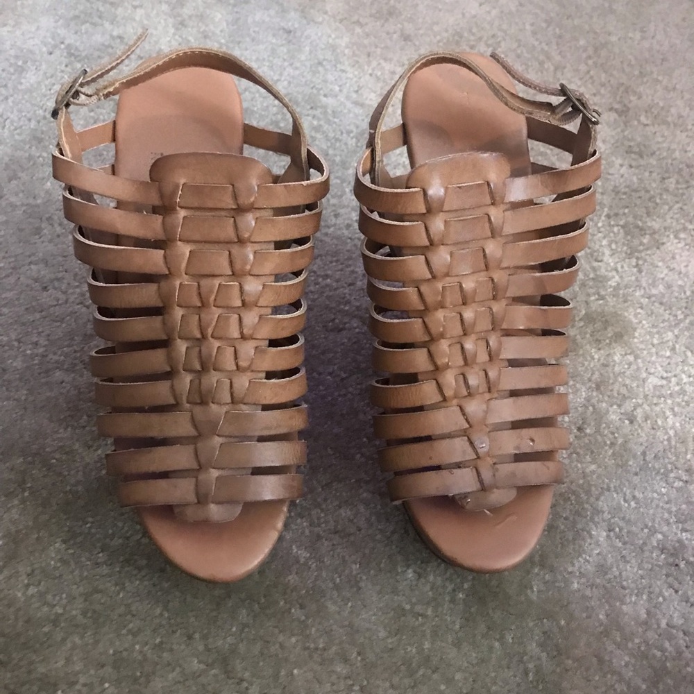 Tan wedges